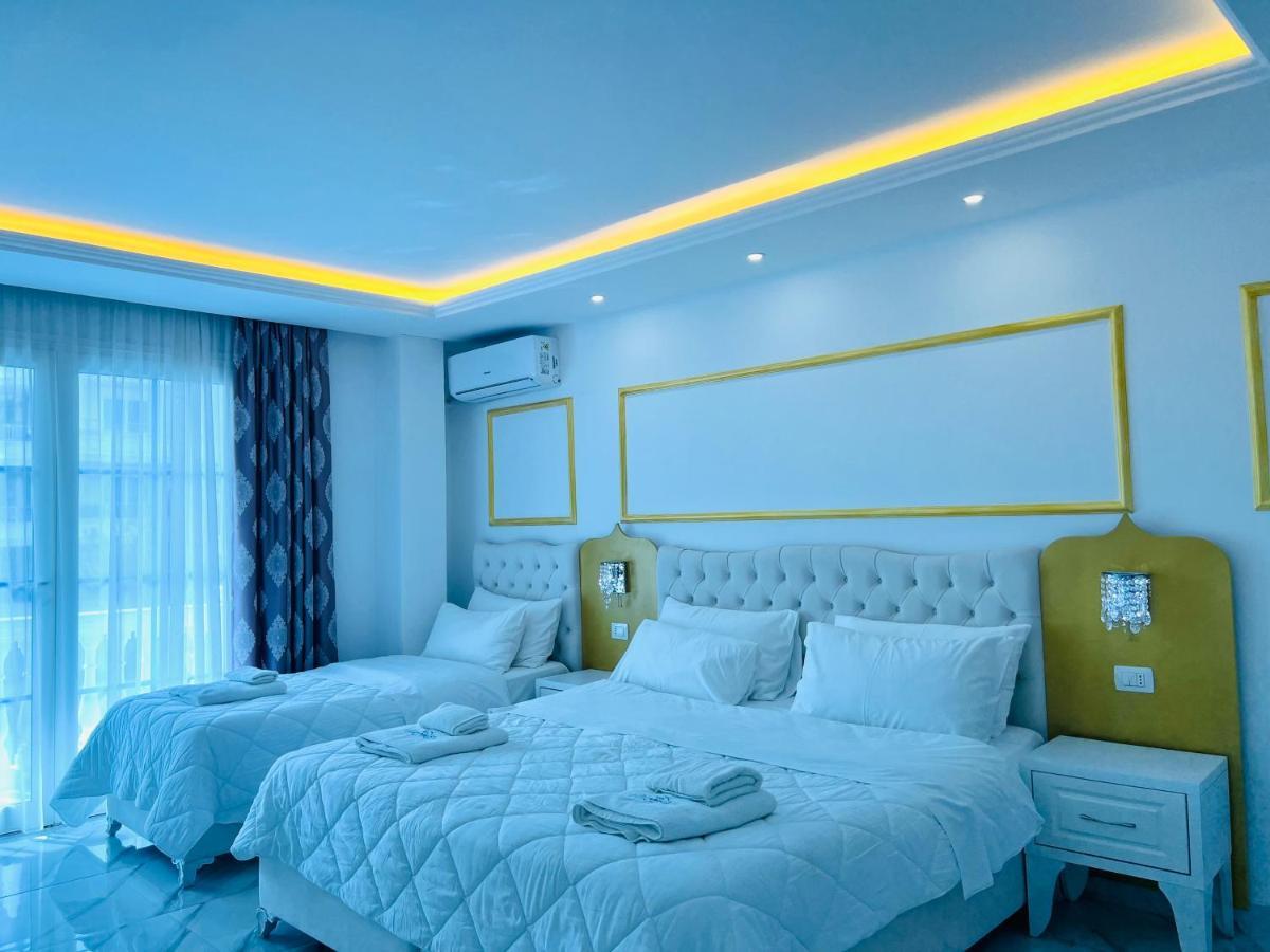 Ujvara Hotel โกเลม ภายนอก รูปภาพ