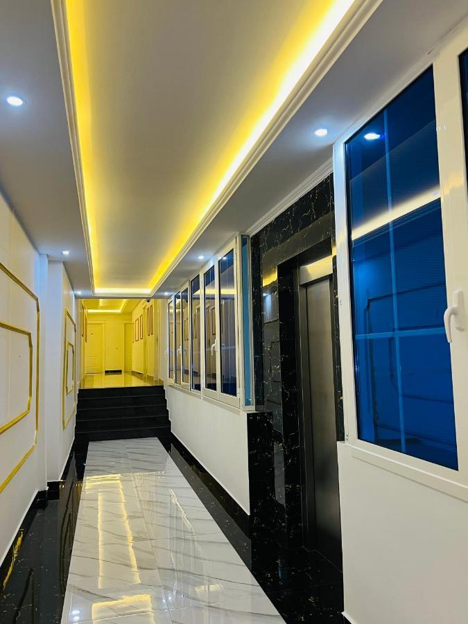 Ujvara Hotel โกเลม ภายนอก รูปภาพ