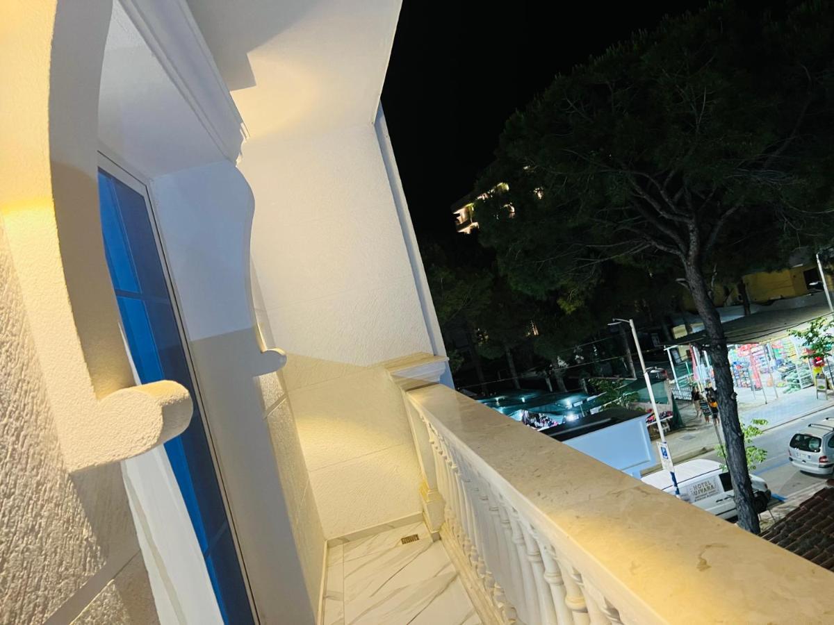 Ujvara Hotel โกเลม ภายนอก รูปภาพ