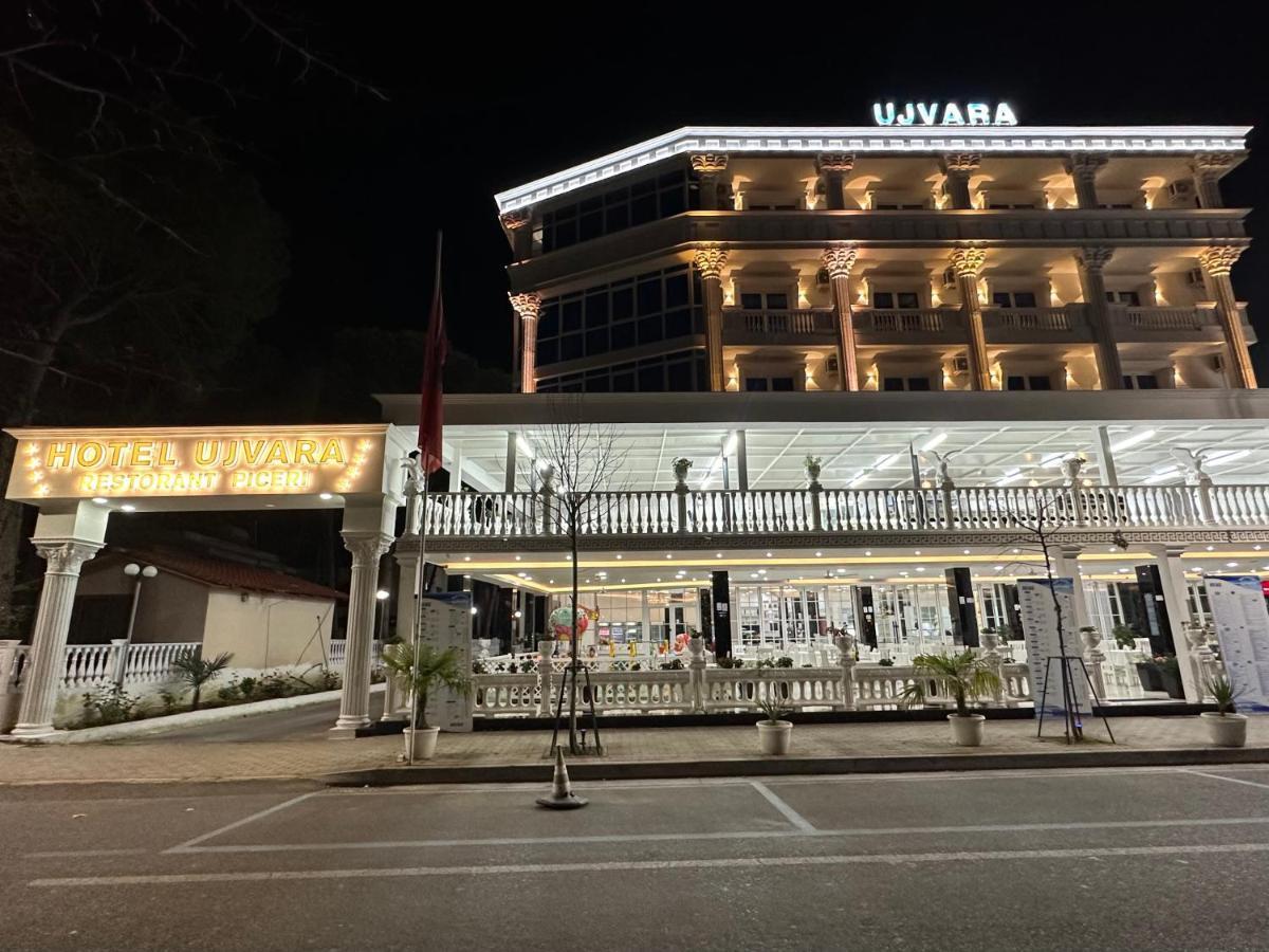 Ujvara Hotel โกเลม ภายนอก รูปภาพ