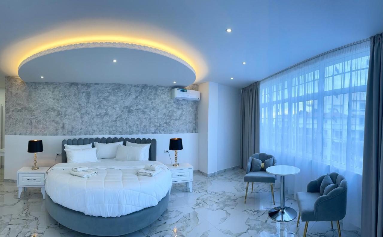 Ujvara Hotel โกเลม ภายนอก รูปภาพ